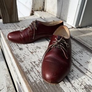 Nisolo Oliver Oxfords in Brandy size 7